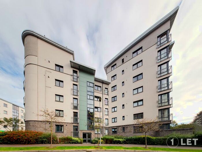 2 Bedroom Flat To Rent In Lochend Park View, Leith, Edinburgh, EH7