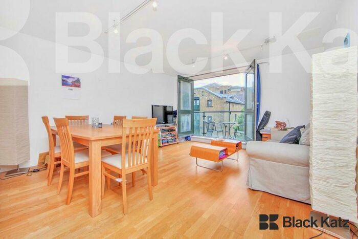 2 Bedroom Flat To Rent In Butlers &amp; Colonial Wharf, London, SE1