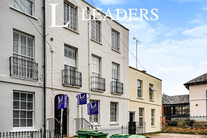 Studio To Rent In Cheltenham, GL50