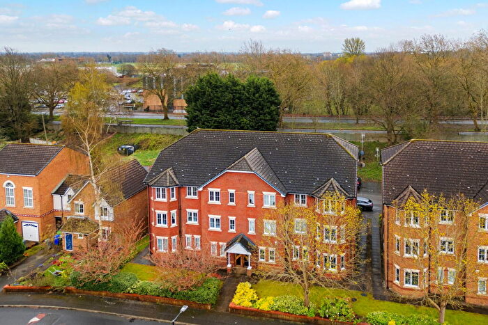 2 Bedroom Apartment For Sale In Chelsfield Grove, Chorlton, M21