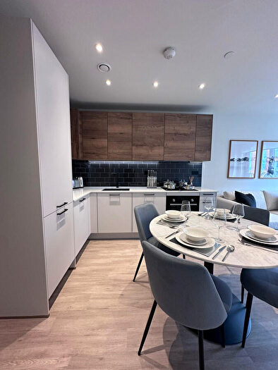 1 Bedroom Apartment To Rent In Ashted Wharf, Glasswater Locks, Birmingham, B4