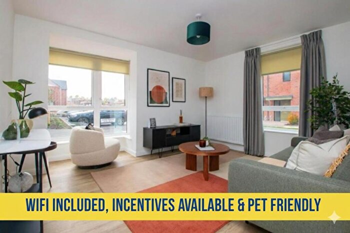 3 Bedroom Semi Detached House To Rent In One Month Rent Free - Shenley Wood, Milton Keynes, MK5