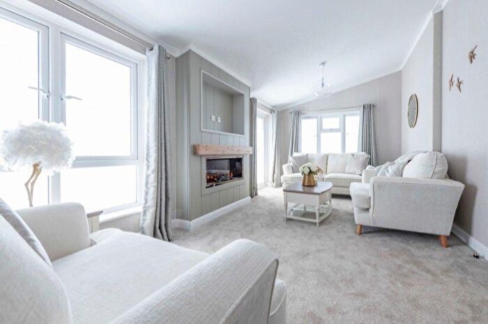 2 Bedroom Park Home For Sale In Two Bed Omar Anniversary (), Heatherbank Country Park, Fereneze Road, Shilford, East Renfrewshire, G78