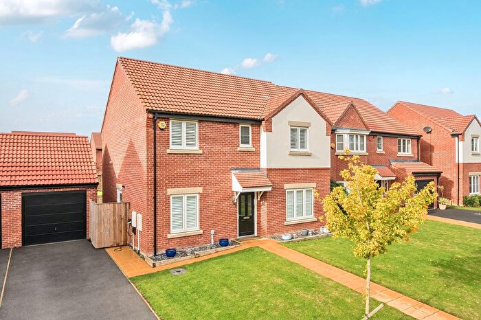 4 Bedroom Detached House For Sale In Colchester Road, Thorp Arch, LS23