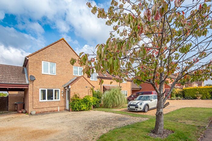 3 Bedroom End Of Terrace House For Sale In Little Marsh Road, Marsh Gibbon, Bicester, OX27