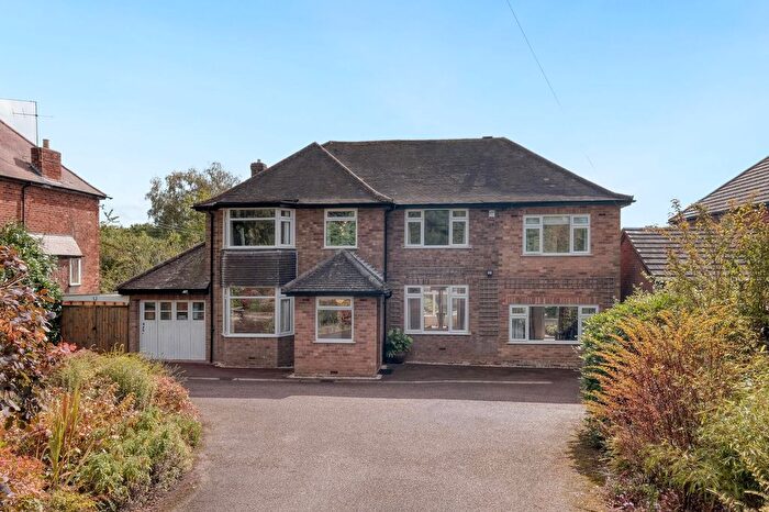 4 Bedroom Detached House For Sale In Rowney Green Lane, Alvechurch, B48