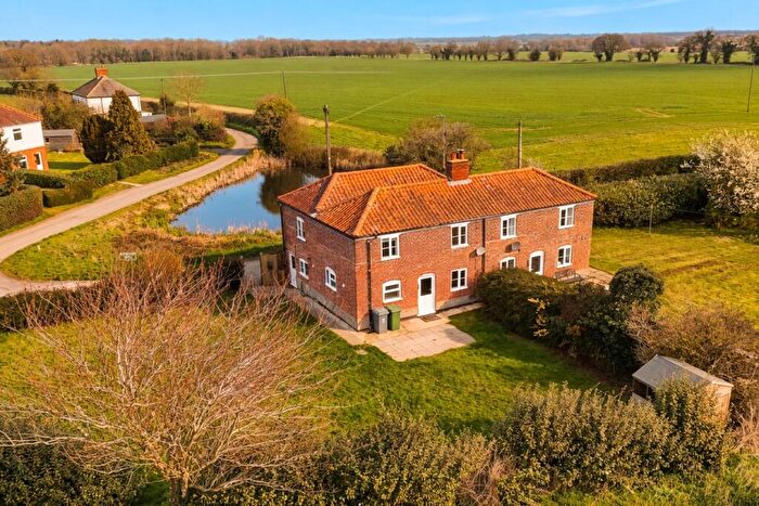 3 Bedroom Cottage For Sale In Pond Cottages, Marsh Road, Tunstall, Norwich, NR13