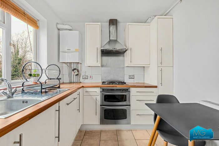 1 Bedroom Flat To Rent In Haywood Lodge, Hilldrop Crescent, Tufnell Park, N7