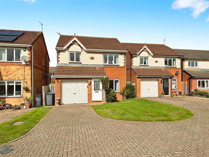 3 Bedroom Detached House For Sale In Glanton Close, Morpeth, NE61