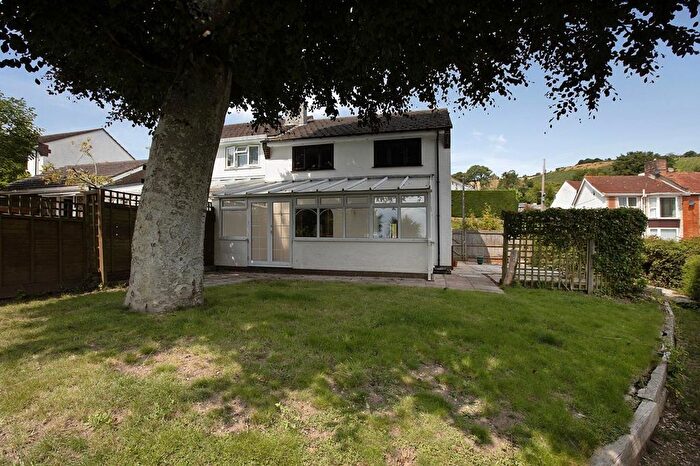 3 Bedroom Semi Detached House For Sale In Manor Road, Bishopsteignton, TQ14