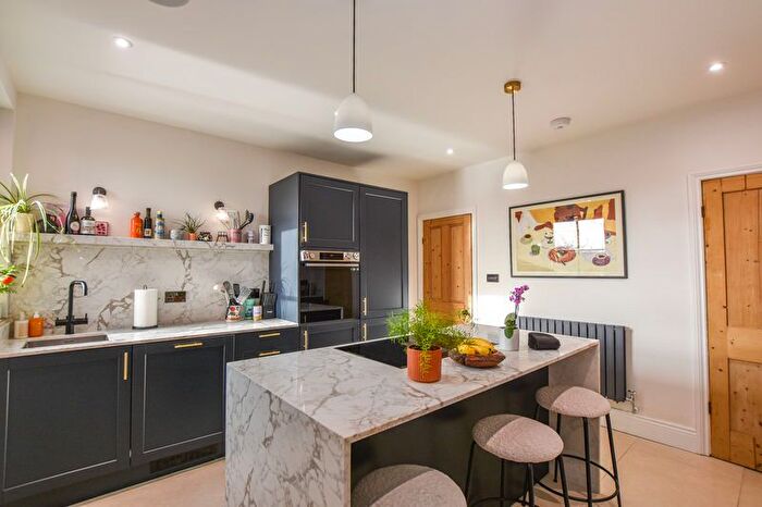 3 Bedroom Semi Detached House For Sale In Priory Road, Stamford, PE9