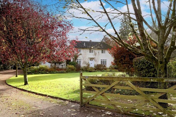 4 Bedroom Detached House For Sale In Weston Patrick, Basingstoke, RG25