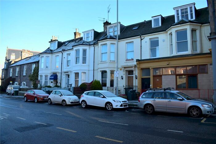 2 Bedroom Flat To Rent In Gilmore Place, Bruntsfield, Edinburgh, EH3