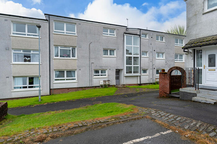 2 Bedroom Flat To Rent In Milton Road, Port Glasgow, PA14