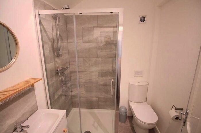 4 Bedroom Property To Rent In Myrtle Street, Middlesbrough, TS1