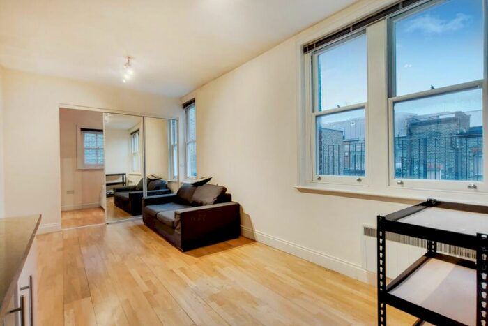 1 Bedroom Flat To Rent In Upper Street, Islington, N1