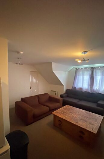 1 Bedroom Flat To Rent In Queens Road, Nuneaton, CV11