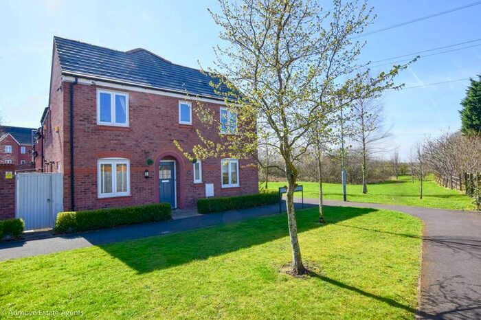 3 Bedroom Semi-Detached House For Sale In Applemint Close, Broadheath, Altrincham, WA14