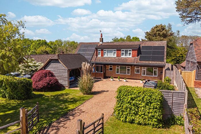 4 Bedroom Detached House For Sale In Crowborough Road, Nutley, TN22