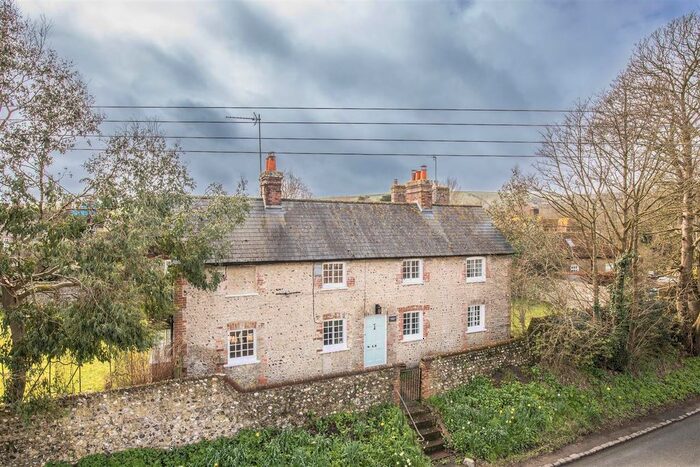 4 Bedroom Detached House For Sale In Newhaven Road, Rodmell, BN7