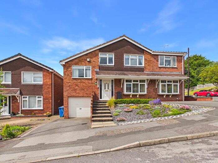 4 Bedroom Detached House For Sale In Bradwell Close, Mickleover, DE3
