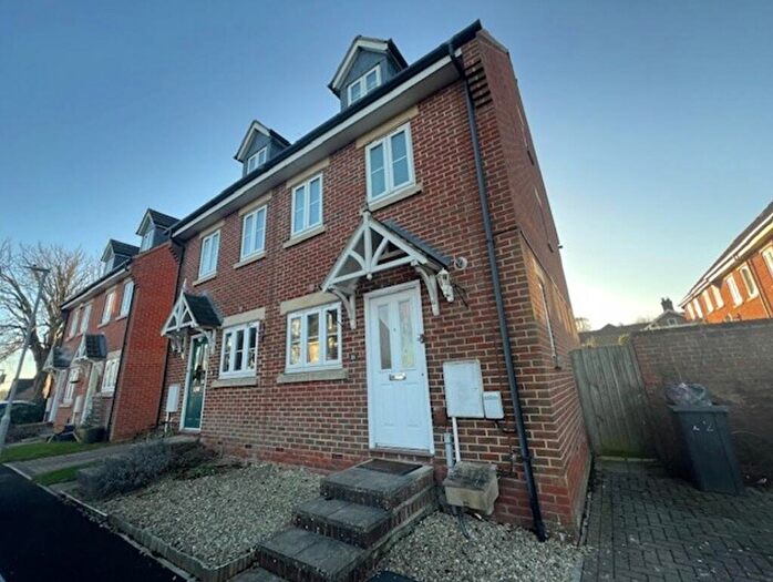 3 Bedroom Town House For Sale In Chestnut Tree Gardens, Warminster, BA12