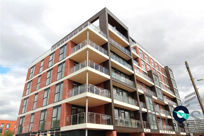 2 Bedroom Flat To Rent In Bridgewater Gate, Woden Street, Salford, Greater Manchester, M5