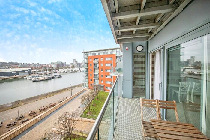 2 Bedroom Apartment For Sale In Anchor Street, Ipswich, IP3