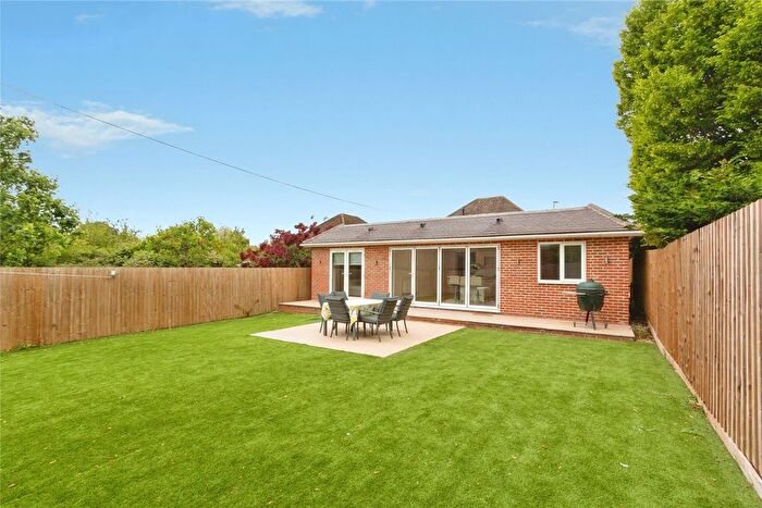 4 Bedroom Detached House For Sale In Roman Road, Basingstoke, Hampshire, RG23