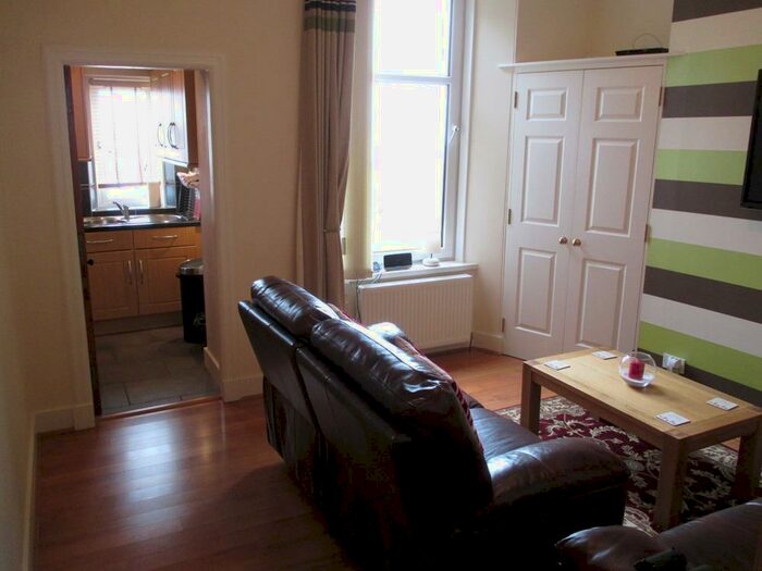 2 Bedroom Flat To Rent In Victoria Road, Top Left, AB11