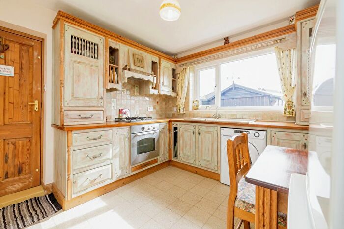 2 Bedroom Bungalow For Sale In Manor Road, North Hykeham, Lincoln, Lincolnshire, LN6