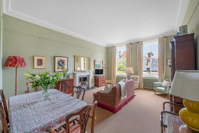 2 Bedroom Flat To Rent In Roland Gardens, London, SW7