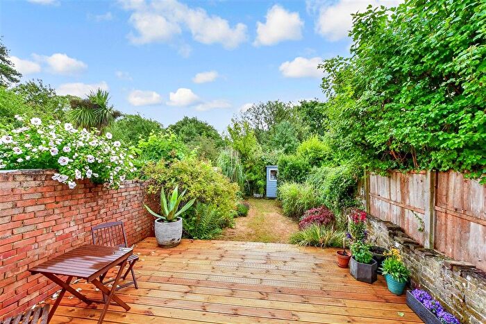 2 Bedroom End Of Terrace House For Sale In Ford Road, Arundel, West Sussex, BN18