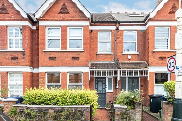 2 Bedroom Flat To Rent In Overdale Road, London, W5