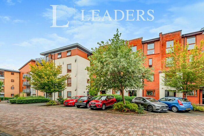 2 Bedroom Flat To Rent In Commonwealth Drive, Crawley, RH10