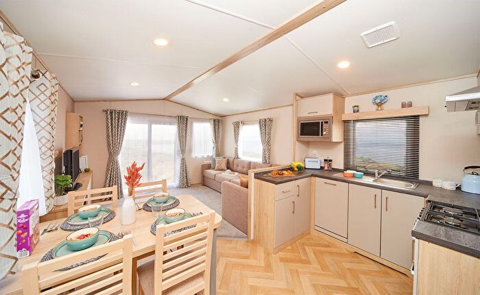 2 Bedroom Park Home For Sale In Lancashire, PR9