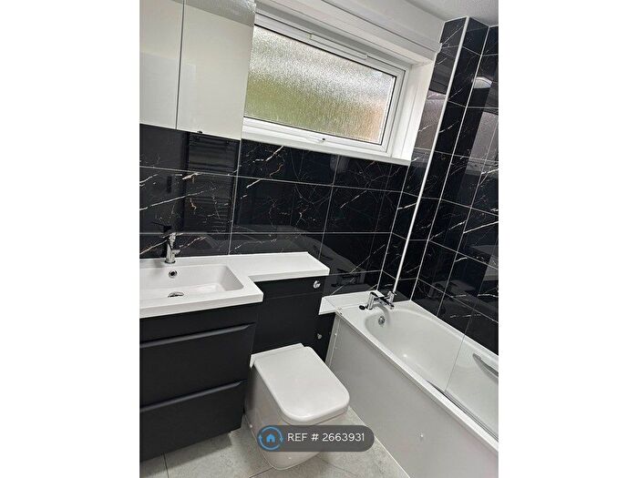 3 Bedroom Terraced House To Rent In Venice Court, Andover, SP10