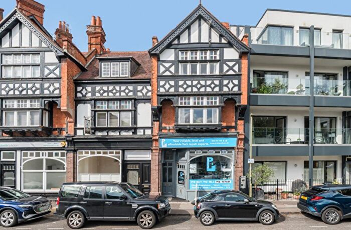 3 Bedroom Flat For Sale In Henley On Thames, Oxfordshire, RG9