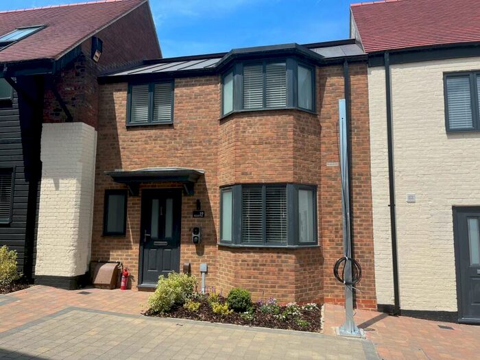 2 Bedroom Terraced House To Rent In Denmark Place, Tring, HP23