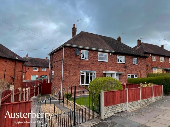 3 Bedroom Semi-Detached House To Rent In Pinfold Avenue, Norton, Stoke-On-Trent, Staffordshire, ST6