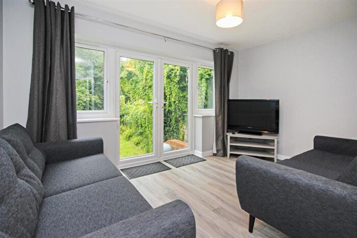 6 Bedroom Semi-Detached House To Rent In Downs Road, Canterbury, Kent, CT2