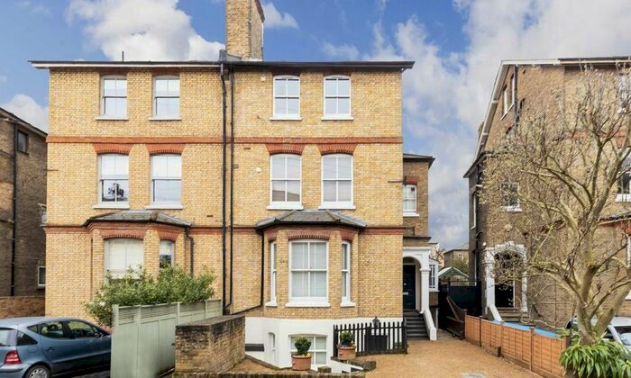 Studio To Rent In Homefield Road, London, SW19