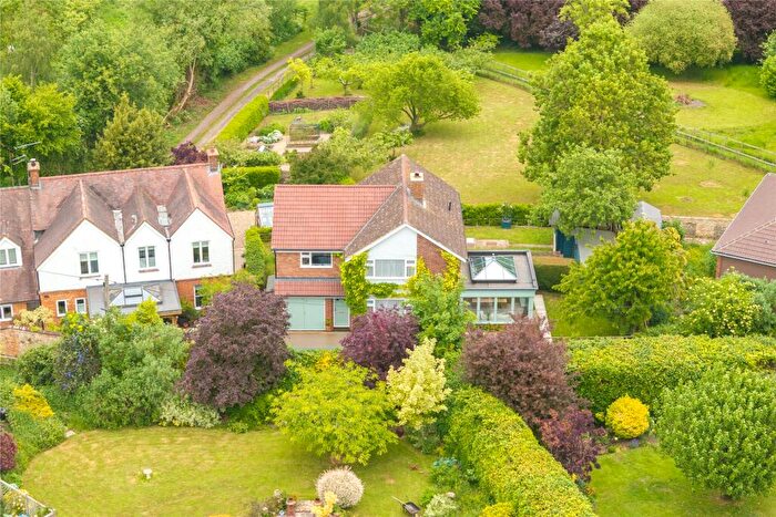 4 Bedroom Detached House For Sale In Northcroft, Weedon, Aylesbury, Buckinghamshire, HP22