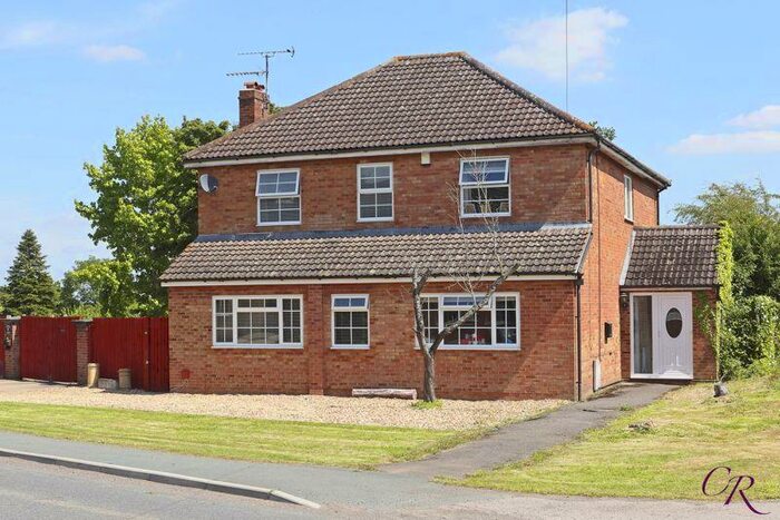 4 Bedroom Detached House For Sale In Badgeworth Lane, Cheltenham, GL51