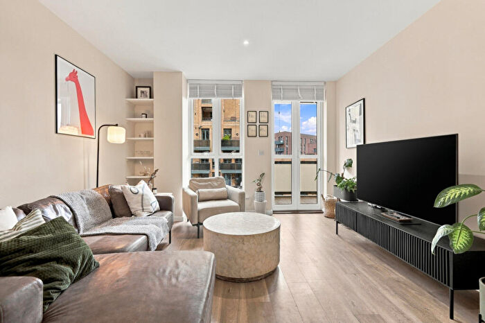 2 Bedroom Flat For Sale In Nellie Cressall Way, London, E3