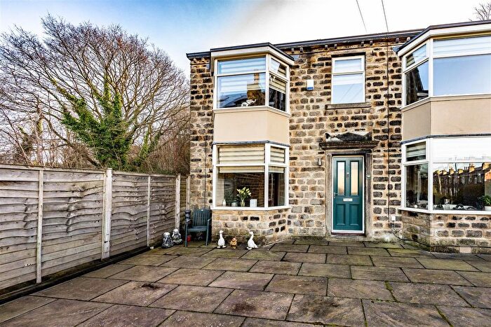 2 Bedroom Semi Detached House For Sale In Ravensknowle Road, Dalton, Huddersfield, HD5