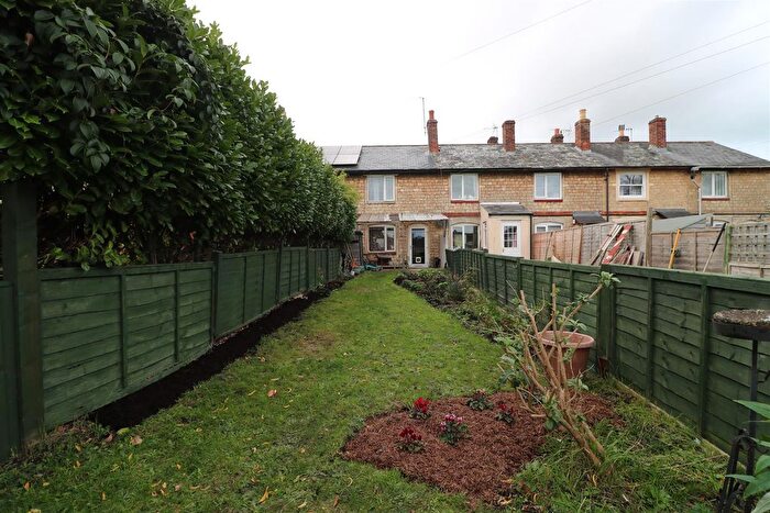 2 Bedroom Property For Sale In Surrey Place, Trowbridge, BA14