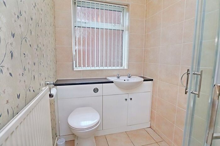 Studio To Rent In Coniston Way, Nuneaton, Warwickshire, Nuneaton, CV11