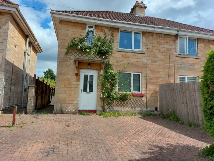 3 Bedroom House To Rent In Barrow Road, Bath, BA2