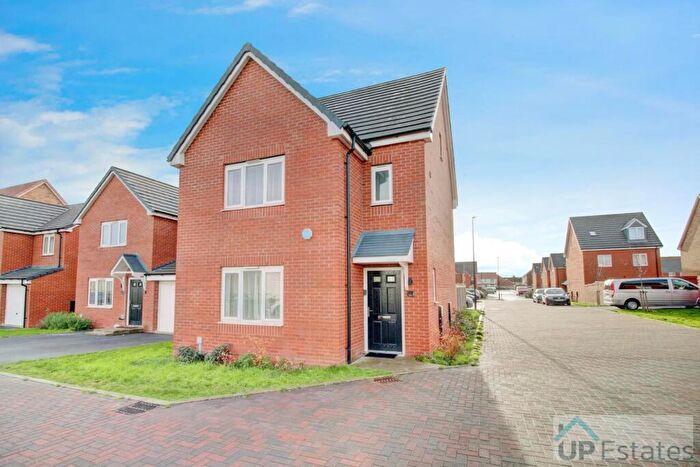 4 Bedroom Detached House For Sale In Meggitt Avenue, Whitmore Park, Coventry, CV6